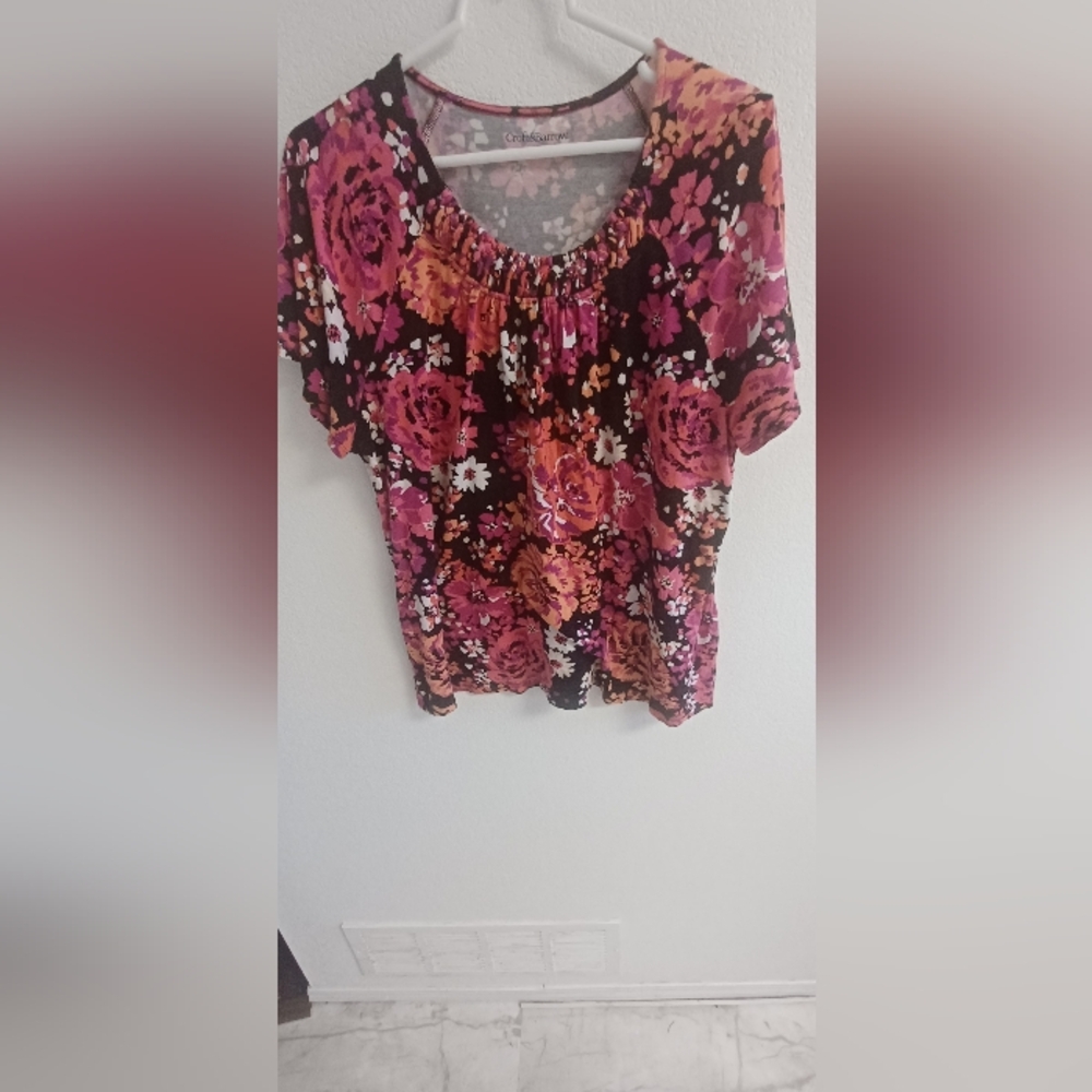 Crofts & Barrow 1x Woman's Top Shortsleeve Floral